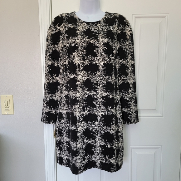Club Monaco Black White Knit Kaisie Dress Long Sleeve Back Zip Lined Size 6 - Picture 2 of 12